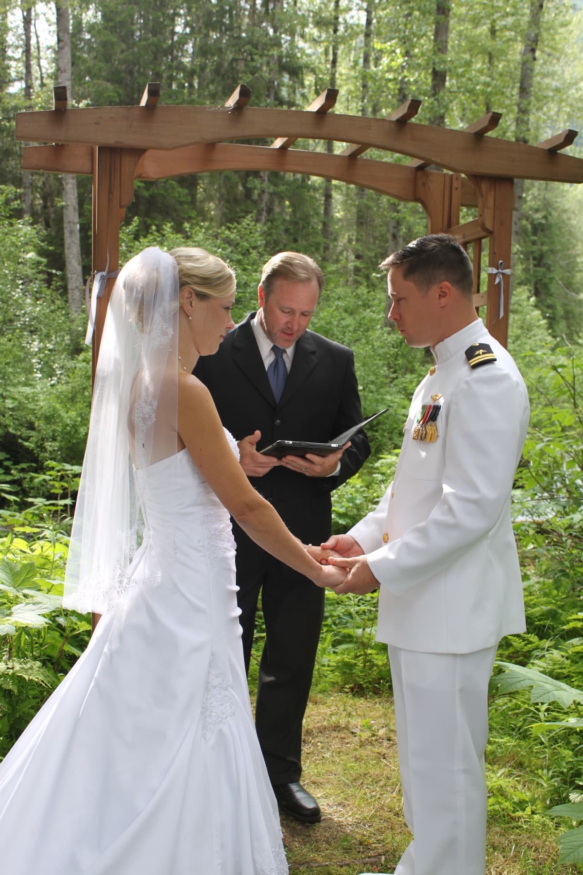 Beautiful wedding ceremony in Temecula Wine Country